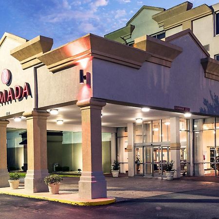 Hotel Ramada By Wyndham Birmingham Airport Extérieur photo