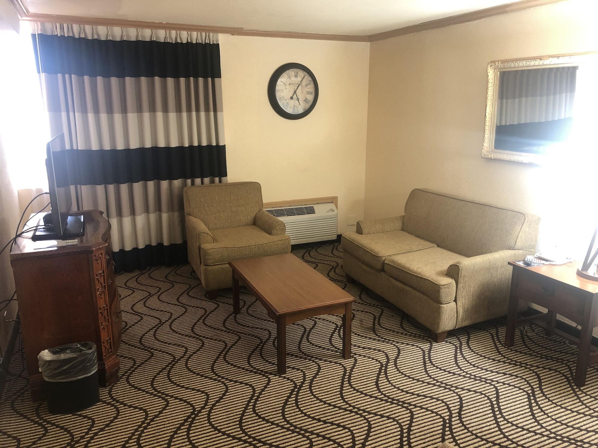 Hotel Ramada By Wyndham Birmingham Airport Extérieur photo