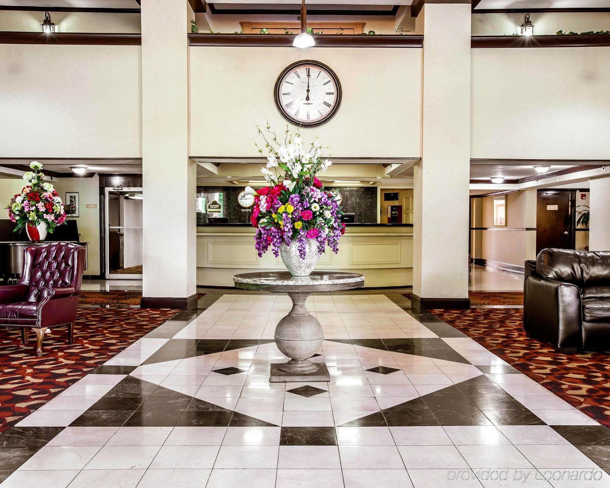Hotel Ramada By Wyndham Birmingham Airport Extérieur photo