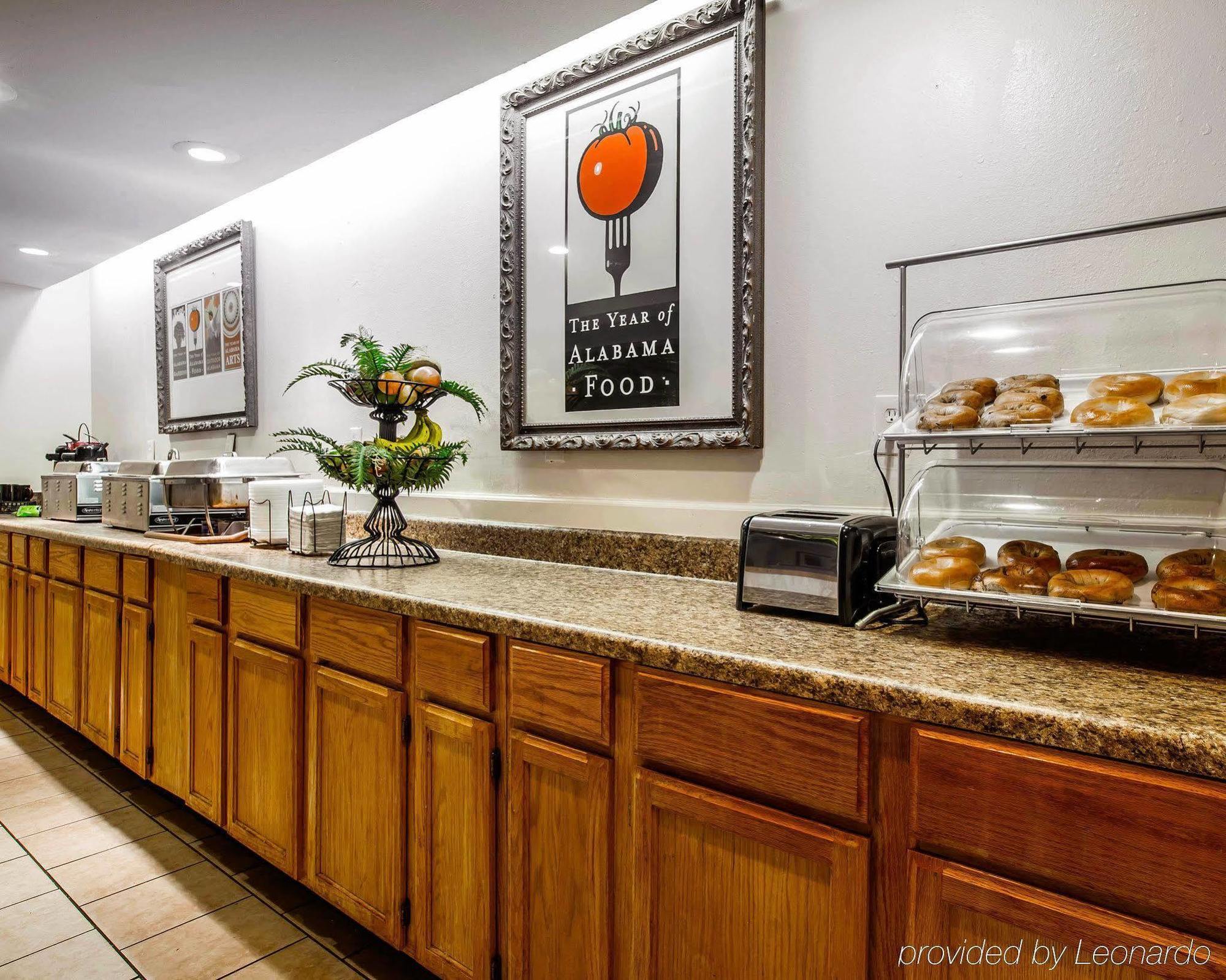 Hotel Ramada By Wyndham Birmingham Airport Extérieur photo